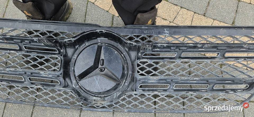 Grill Mercedes GLS 2017 x166