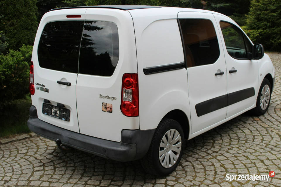 Citroen Berlingo Benzyna 120 Niski przebieg 103 elektryczne szyby Lubań