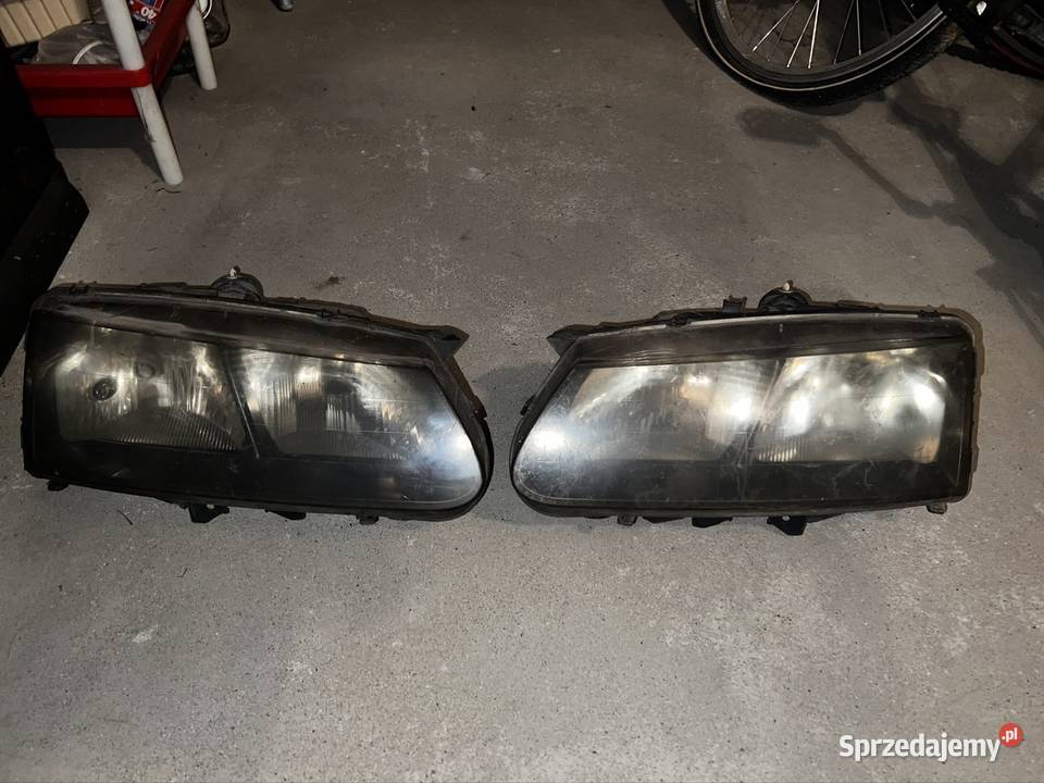 Renault Safrane Lampy przednie przód reflektory osobowe podkarpackie