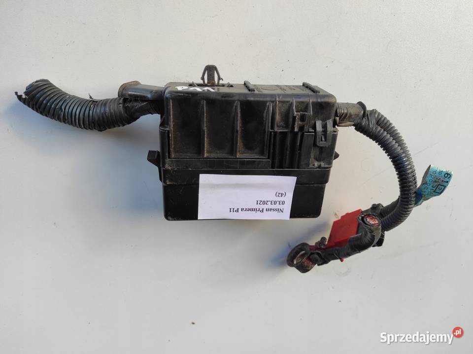 PUSZKA SKRZYNKA BEZPIECZNIKÓW NISSAN PRIMERA P11 Nowy Tomyśl