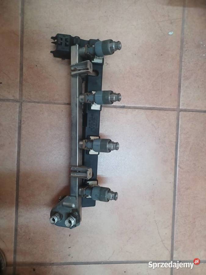 LISTWA WTRYSKOWA OPEL ASTRA 2 G 16 16V 90559684A osobowe Pozostałe Rakoniewice