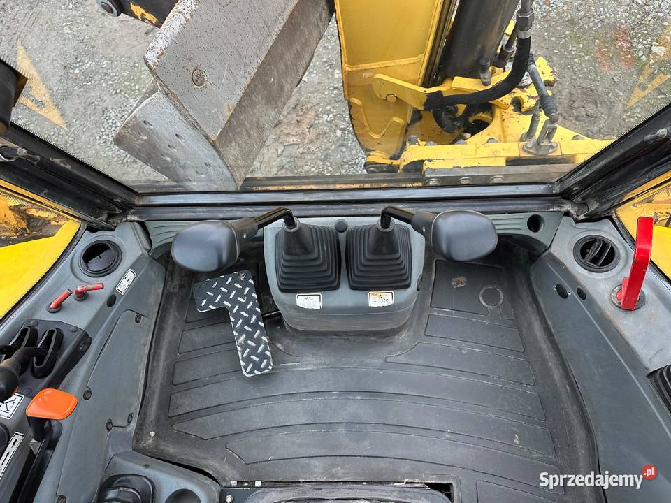 KoparkoŁadowarka Holland B90B z 2011 roku łódzkie Złoczew