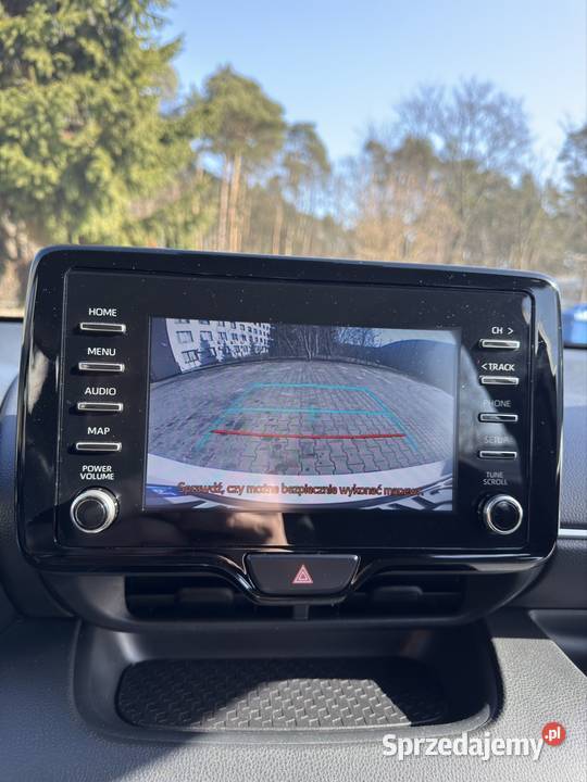 Toyota Yaris 15 Benzyna 2021 r mazowieckie Świerże Górne