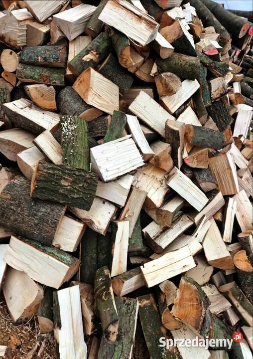Sezonowane drewno kominkowe
