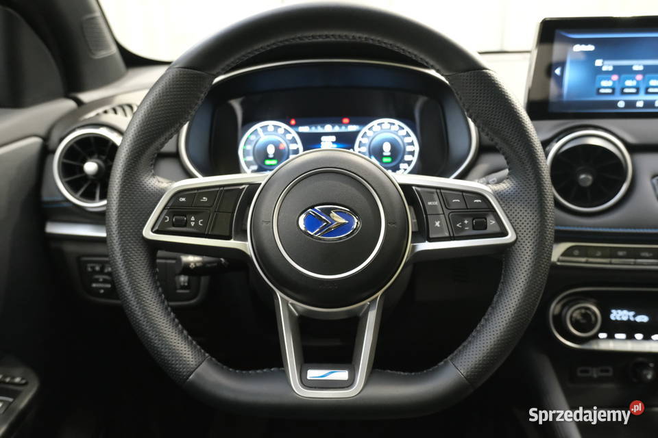 SERES 3 2022 EE 162 Rok produkcji 2022 Warszawa