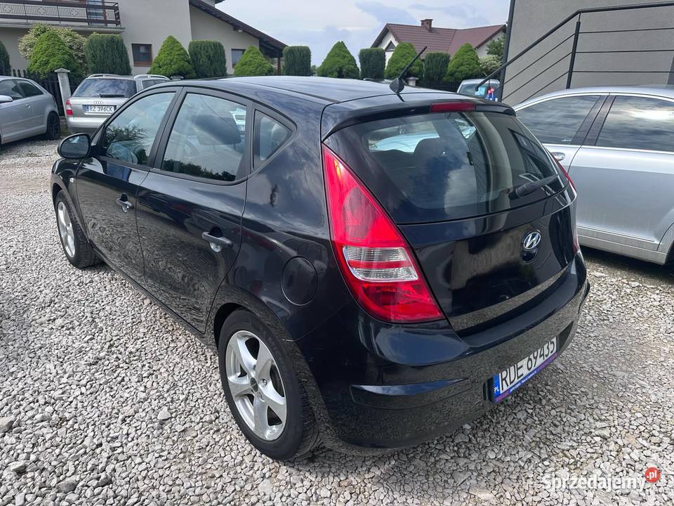 Hyundai i30 2009 16 CRDI 90 Zadbany Hatchback sprzedam