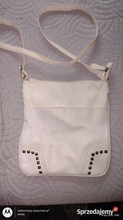 Biała torebka na ramię Ostrów Wielkopolski