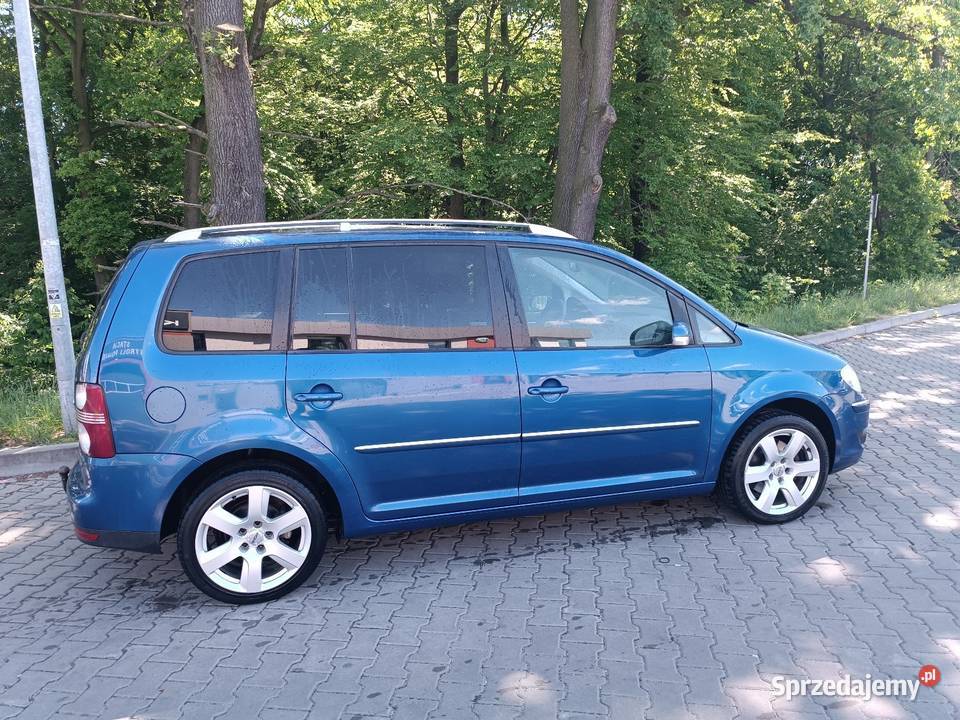 Touran 20 TDI 170 7 foteli DSG Navi Webasto gniazdo USB