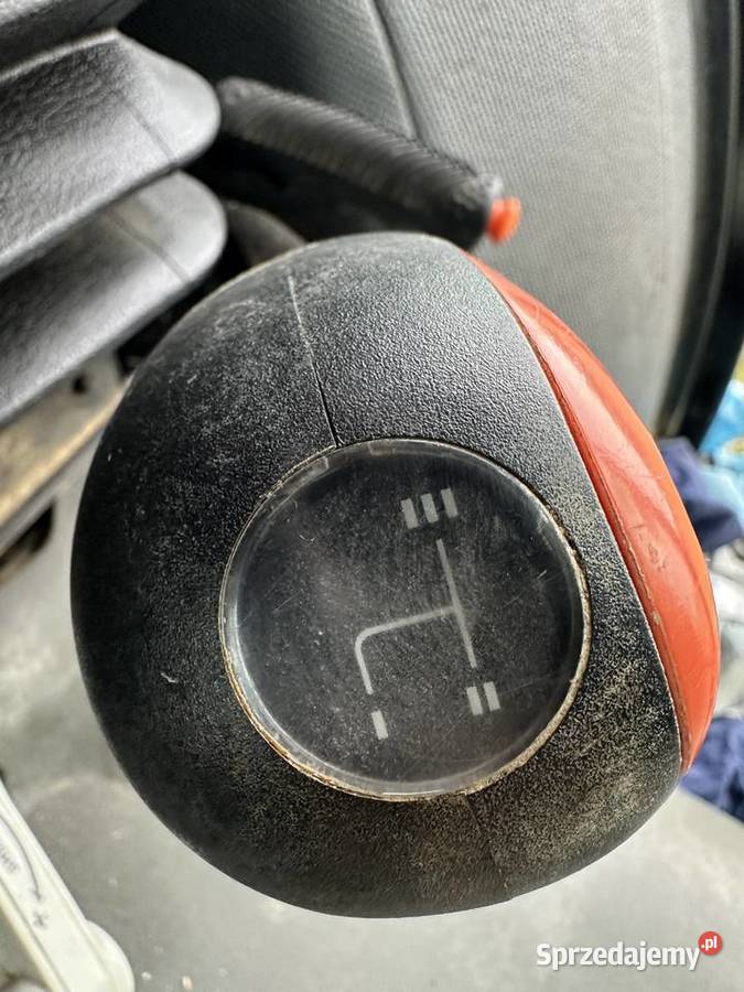 Ciągnik Sadowniczy Class Nexos 240VL Granice