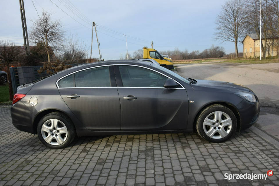 Opel Insignia 16TB 180 150 Sprowadzony Opłacony manualna Majdan Sieniawski