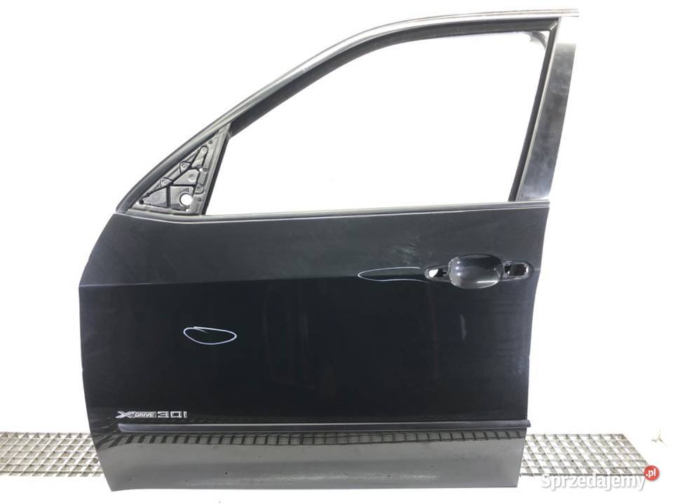DRZWI LEWY PRZÓD BMW E70 SUV 0613