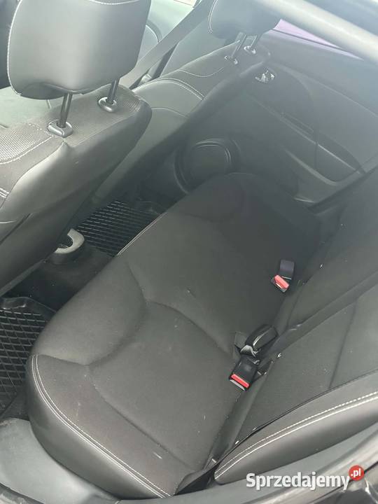 Renault Clio IV Hatchback 12 Czeberaki