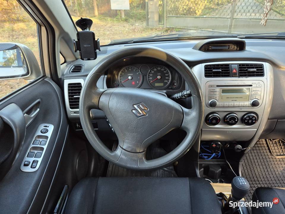 SUZUKI Liana 16 benzyna Otwock