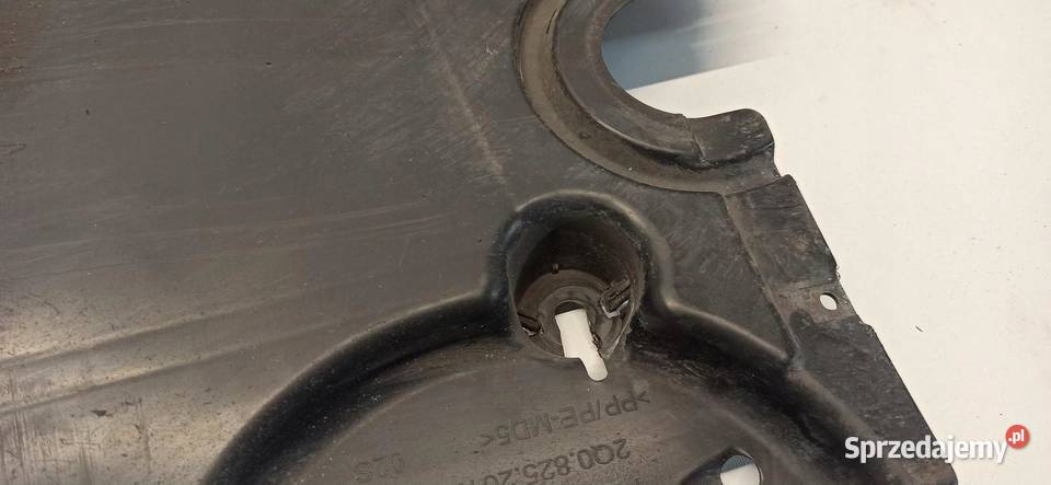 AUDI A1 82A OSŁONA PODOWZIA 2Q0825201B osobowe sprzedam