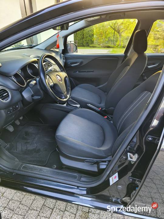 Fiat Punto II FL 12 8V 69 Klimatyzacja Zadbane Rok produkcji 2014 łódzkie Łódź
