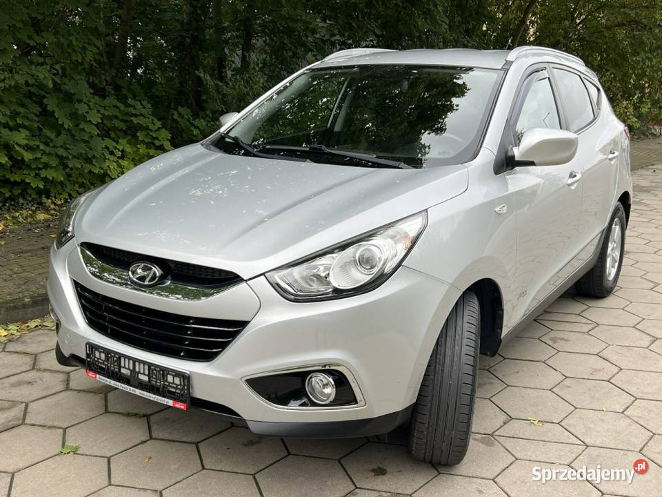 Hyundai ix35 Hyundai ix35 16 benzyna nieuszkodzony