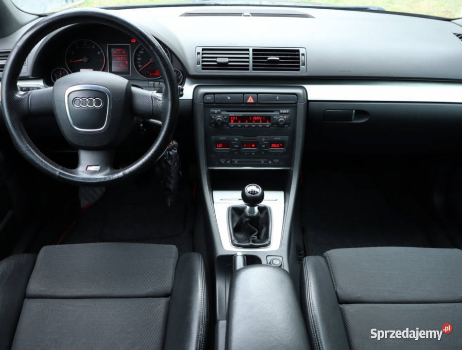 Audi A4 16 Rok produkcji 2005 mazowieckie Piaseczno