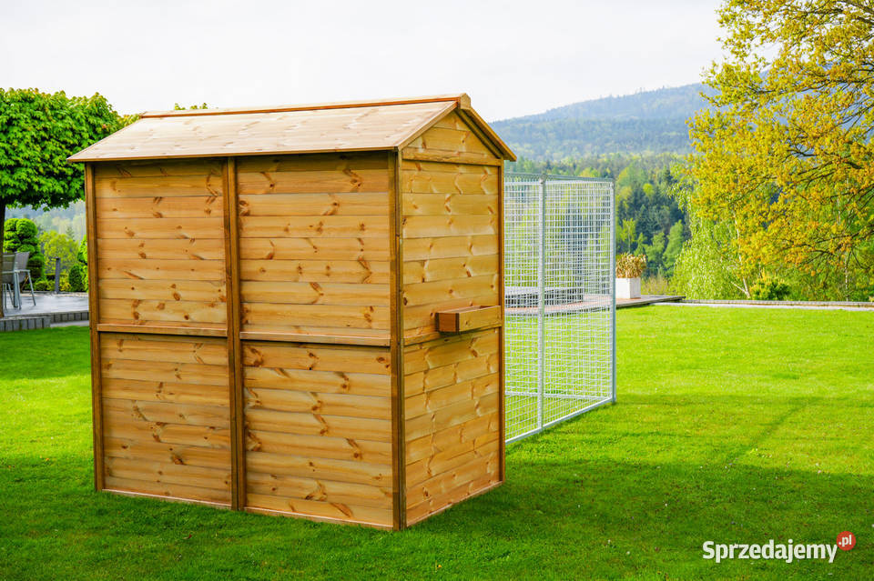 Kurnik z metalową zagrodą Trzemeśnia