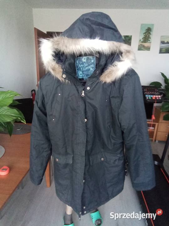 Kurtka damska ocieplana z kapturem Łódź