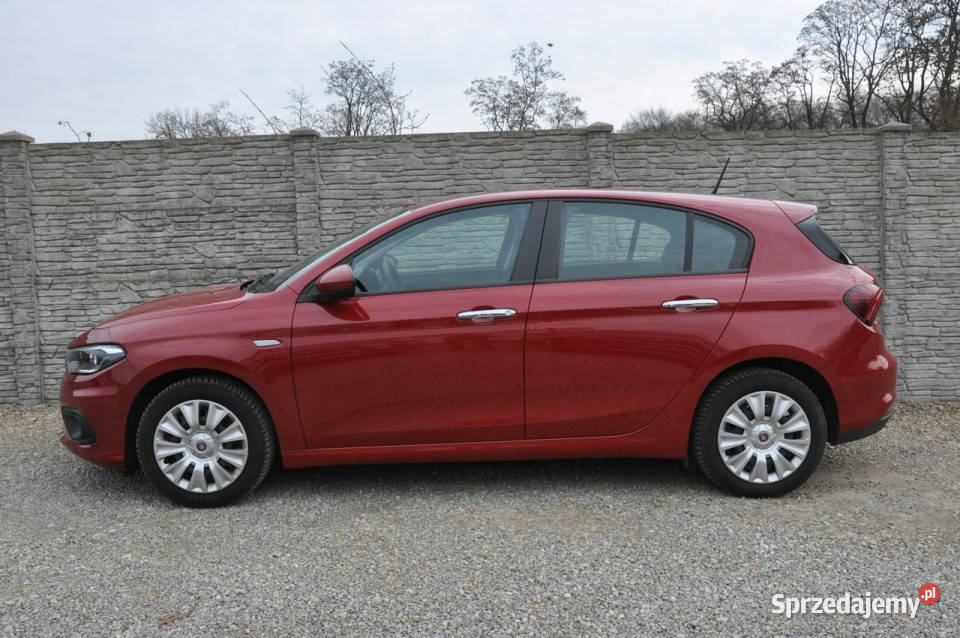 Fiat Tipo 14 95 hatchback LED Navi Kamera