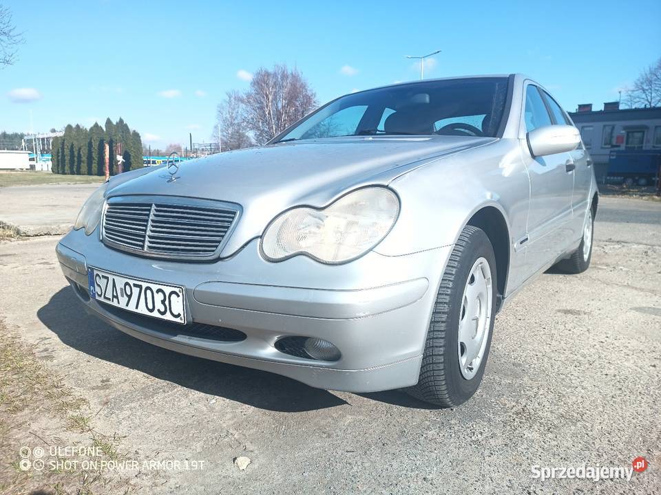 Mercedes w203 22 cdi zero korozji Rok produkcji 2003 sprzedam