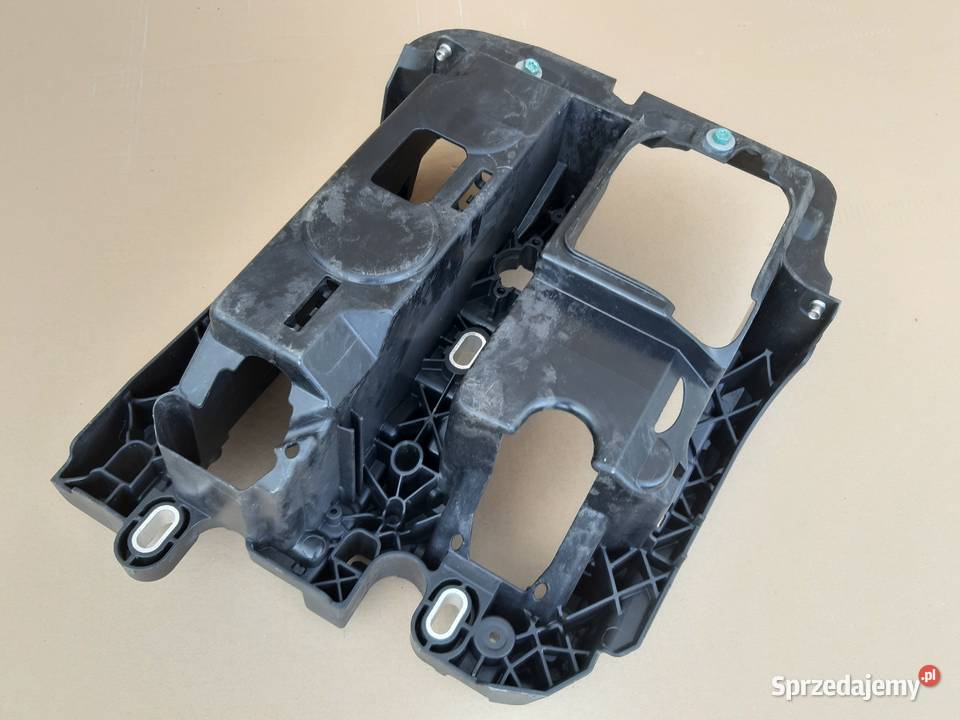 MAN TGL TGM OKULAR REFLEKTORA WSPORNIK ZDERZAKA Bieleń