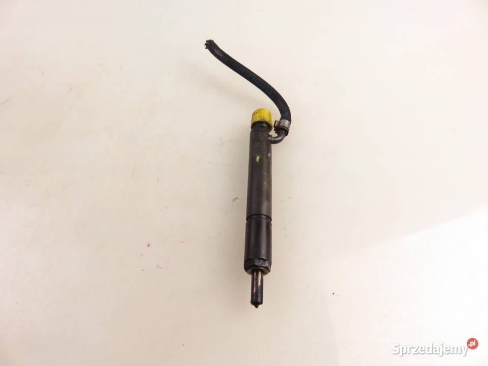 WTRYSKIWACZ DEUTZ BF4M1013EC 02112640 0432191377 osobowe