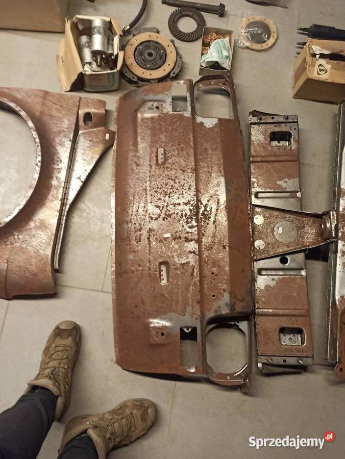 Przód Fiat 126p komplet pas błotniki nadkola Mielec