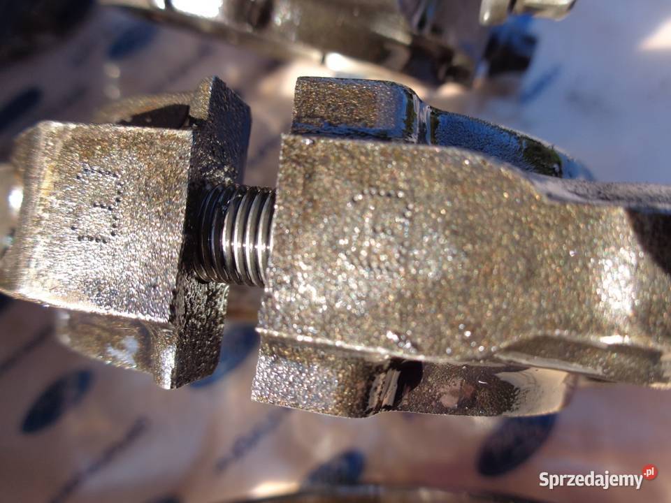 TŁOK 082216RI2 FORD FOCUS 18 TDCI KORBOWÓD 82L62 Skwierzyna