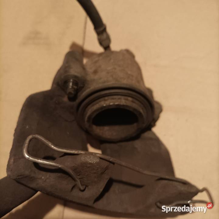 Opel Vectra B zacisk hamulcowy przód jarzmo Części Skoczów sprzedam