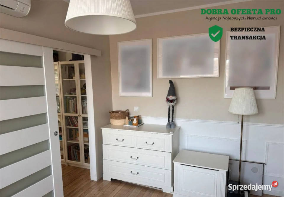 Dwupoziomowe mieszkanie o pow 6997 m2