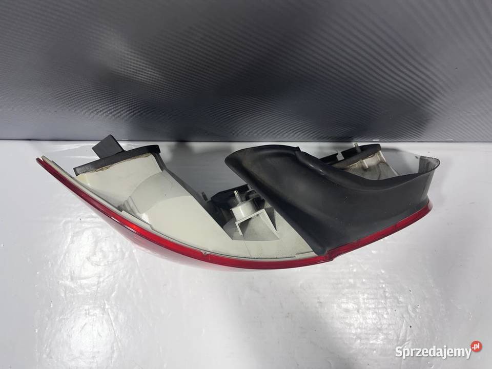 BMW 1 COUPE LEWA LAMPA TYŁ Ostroróg sprzedam