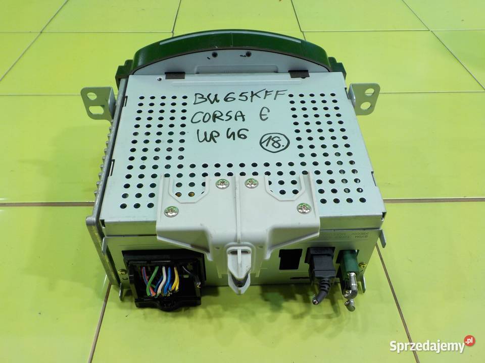OPEL CORSA E 14 T 15r HB 5D wyswietlacz radia Suków
