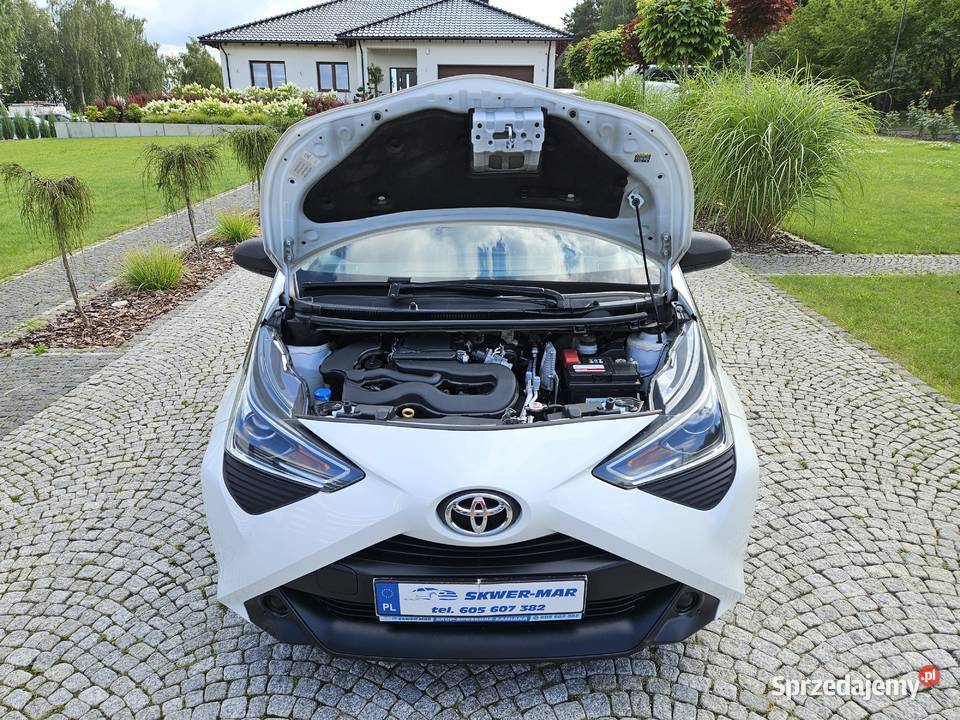 TOYOTA AYGO SalonPL 1WŁ 2020 10 LPG 72 160919 manualna Sieradz