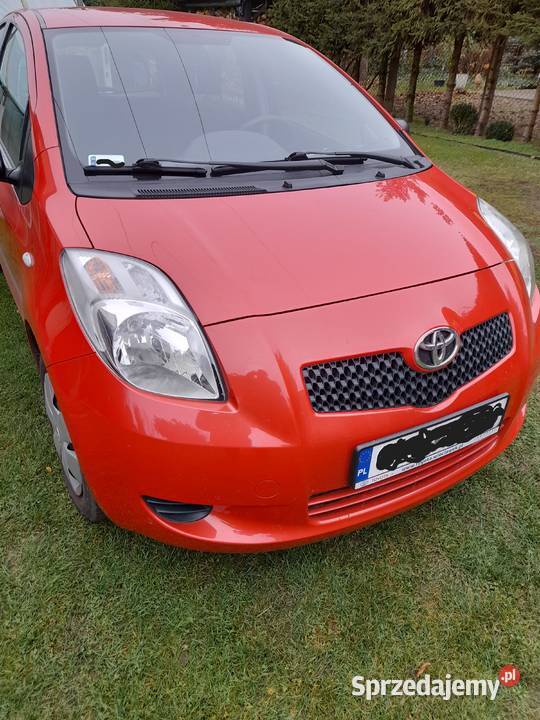 Toyota Yaris 1.0 2006 rok