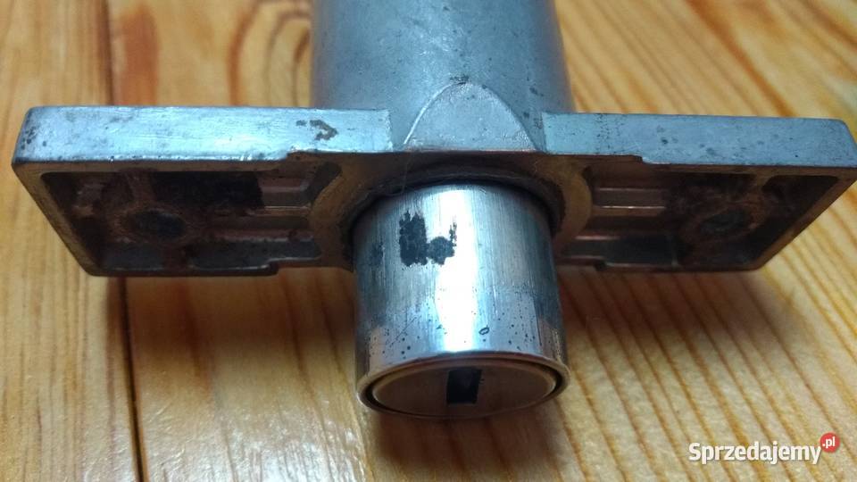 Zamek tył tylnej klapy bagażnika do Mercedes osobowe Chorzów