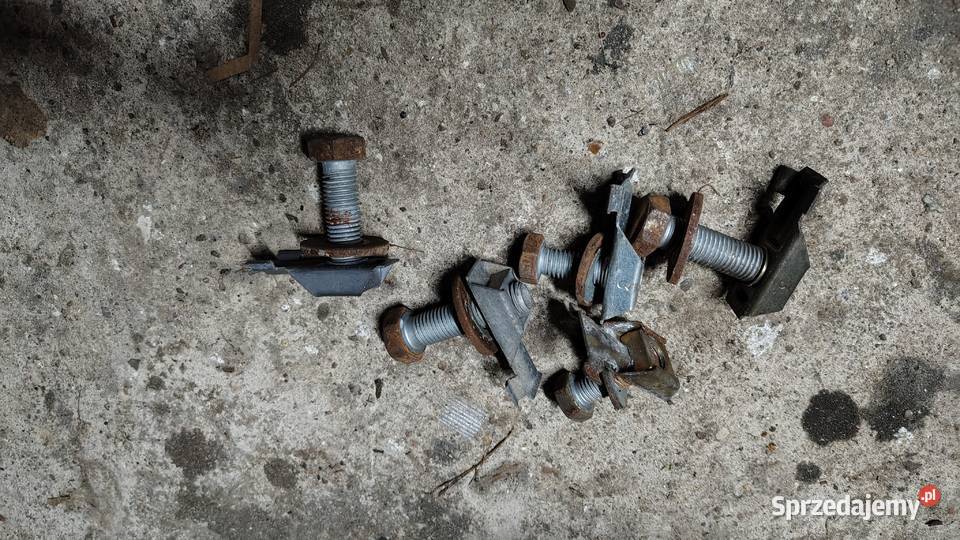 Mocowanie haka holowniczego peugeot 807 citroen Łuków