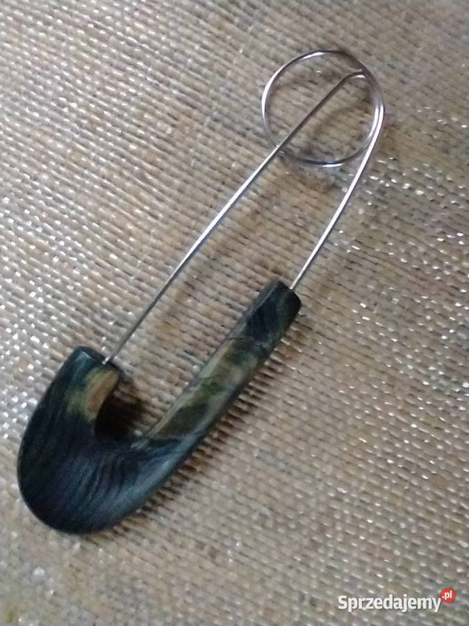 Czarna agrafka broszka drewno rękodzieło łódzkie