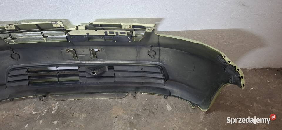 Zderzak Przód Daihatsu Siron Sandomierz