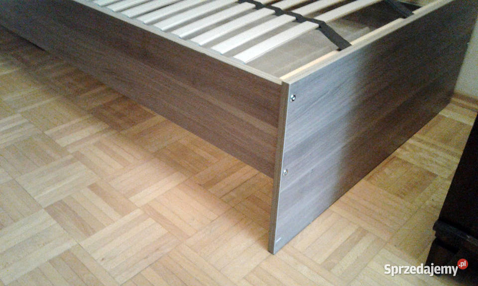 Używane łóżko jednoosobowe z materacem z Ikei Łódź