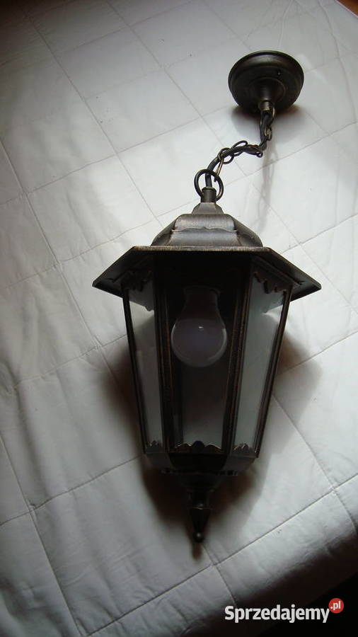 Żyrandole cztery sztuki eleganckie nieużywane Warszawa