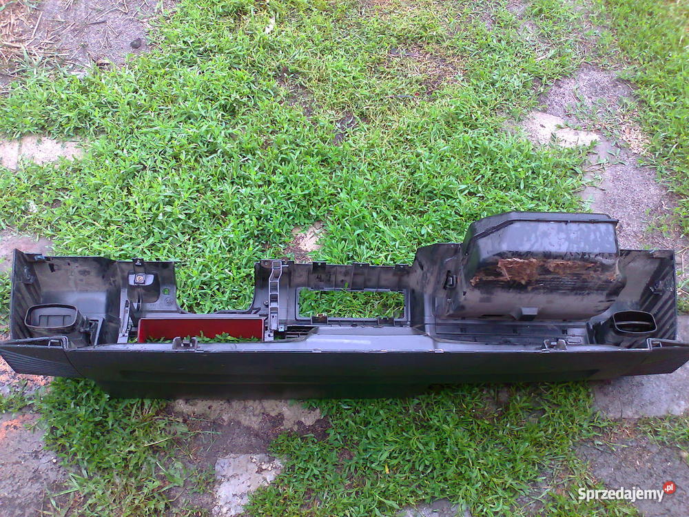 Deska rozdzielcza konsola Golf II mk2 osobowe lubelskie sprzedam