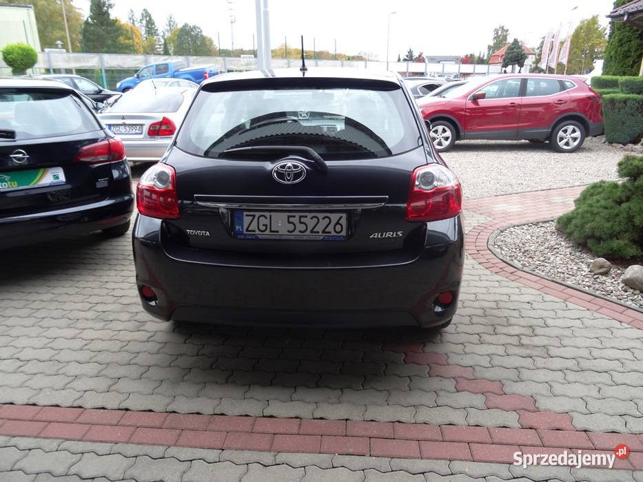 TOYOTA AURIS Goleniów