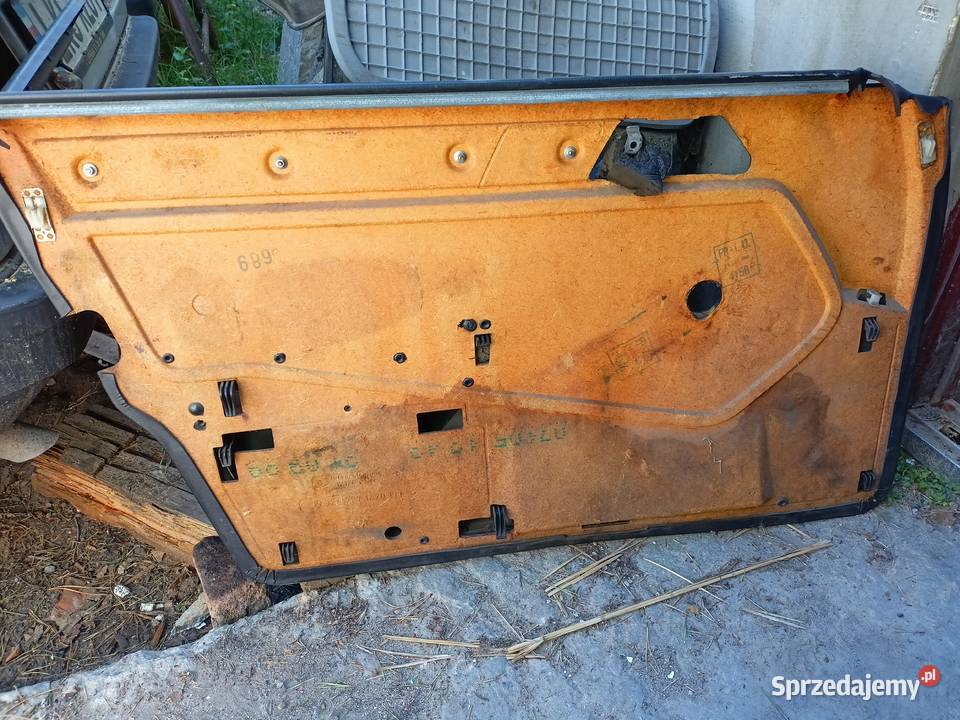 Mercedes W124 tapicerka drzwi boczek drzwi tapicerki samochodowe Skarżysko-Kamienna