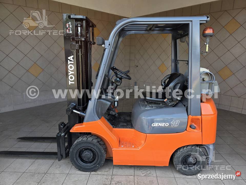 Wózek Widłowy TOYOTA 7FG18 Przesuw boczny TOYOTA