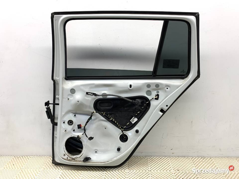 DRZWI PRAWY TYŁ VW GOLF VII Kombi Pure White sprzedam
