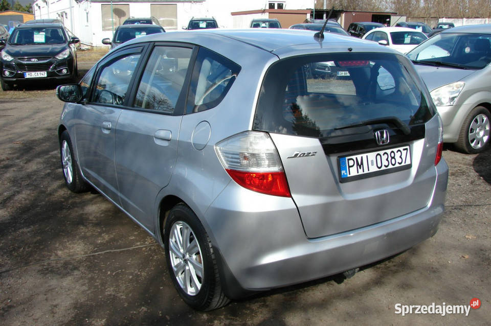 Honda Jazz 14 E 100 Super stan III 20082014