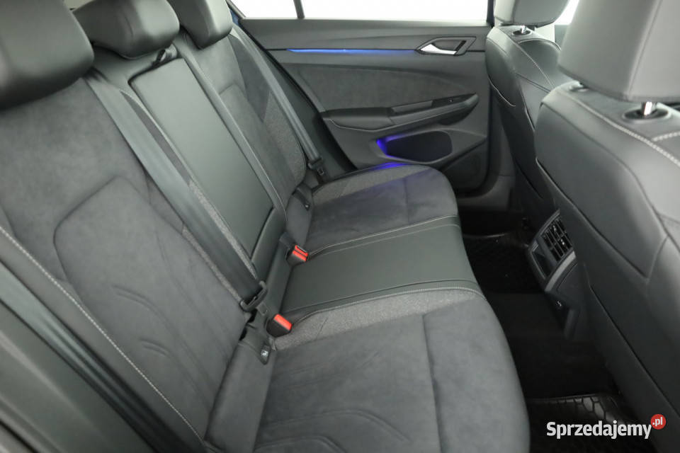 VW Golf 15 TSI sprzedam