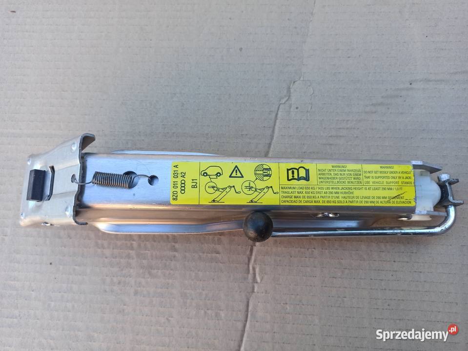 Audi A2 Lewarek podnośnik samochodowy 8Z0011031A Bolesławiec