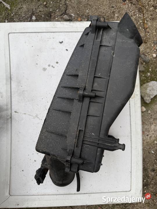 Obudowa filtra powietrza Ford Mondeo Mk 3 Obudowy akumulatorów Ostrów Wielkopolski